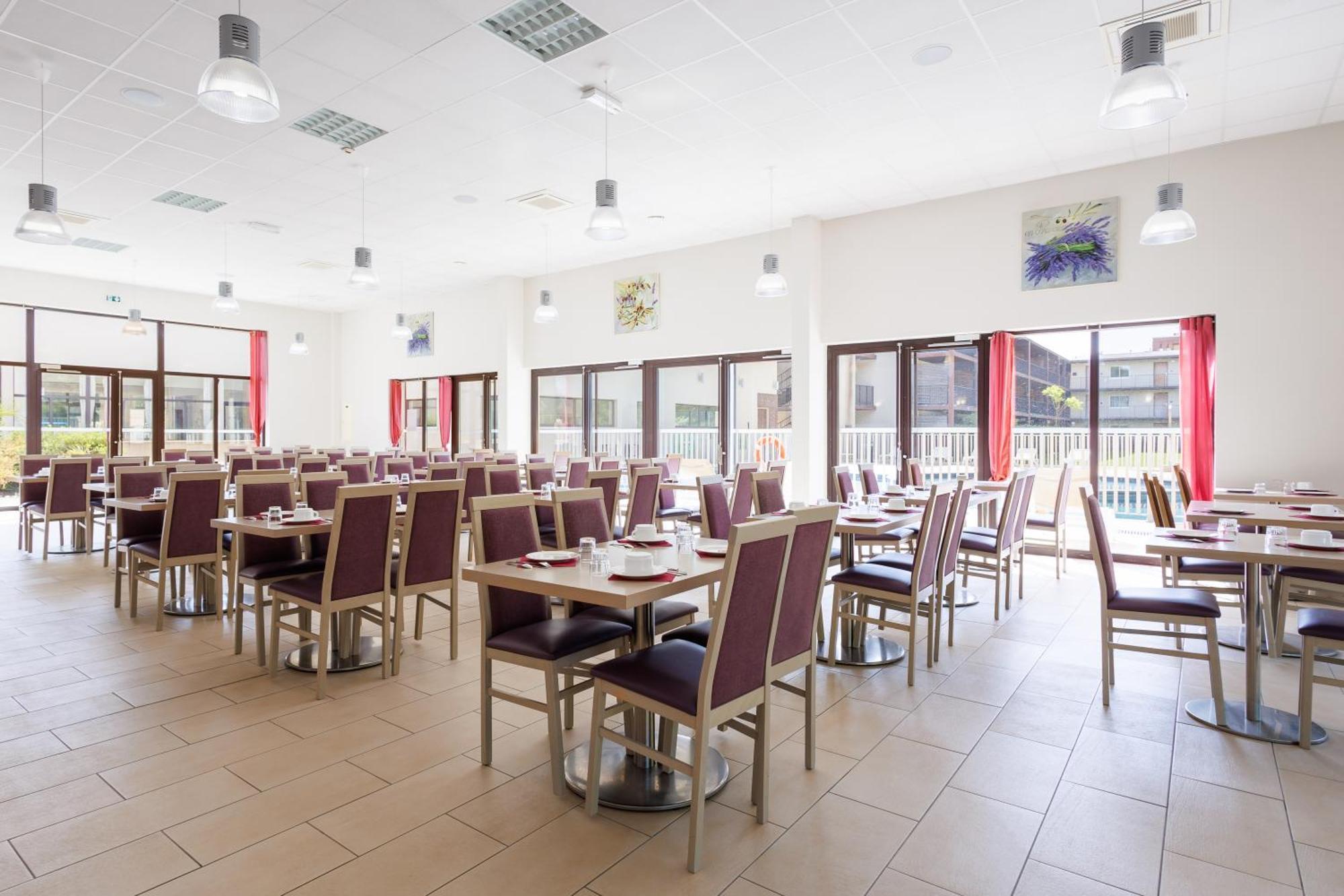 Residhotel Residence Pont Du Gard Remoulins Exterior foto