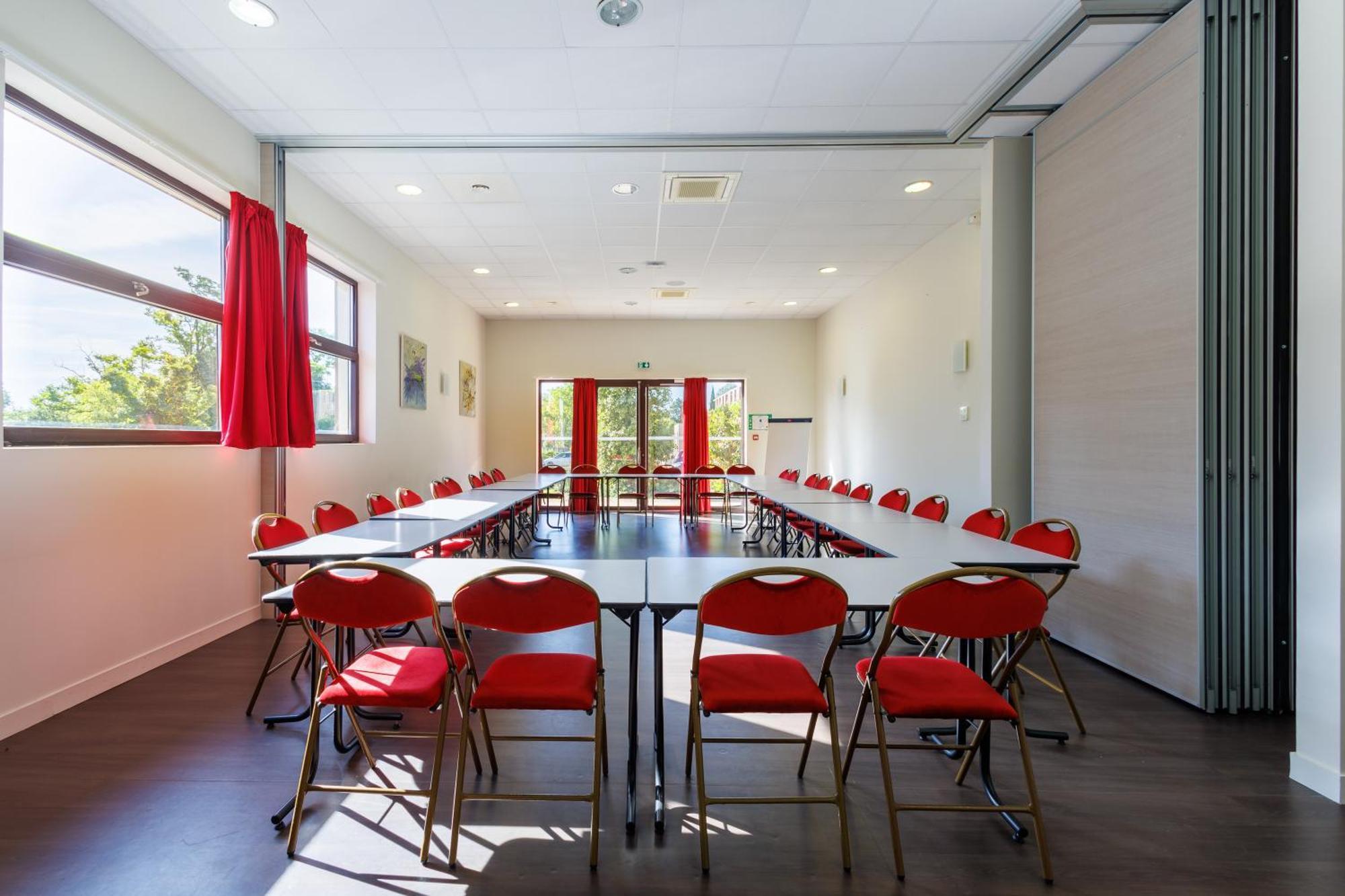 Residhotel Residence Pont Du Gard Remoulins Exterior foto