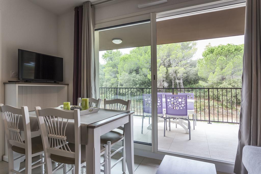 Residhotel Residence Pont Du Gard Remoulins Quarto foto